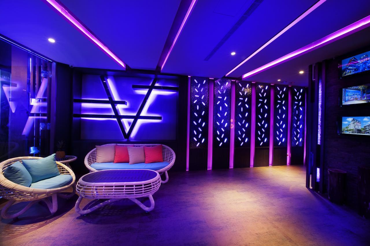 Two Fukun Hotel Цзяоси Экстерьер фото