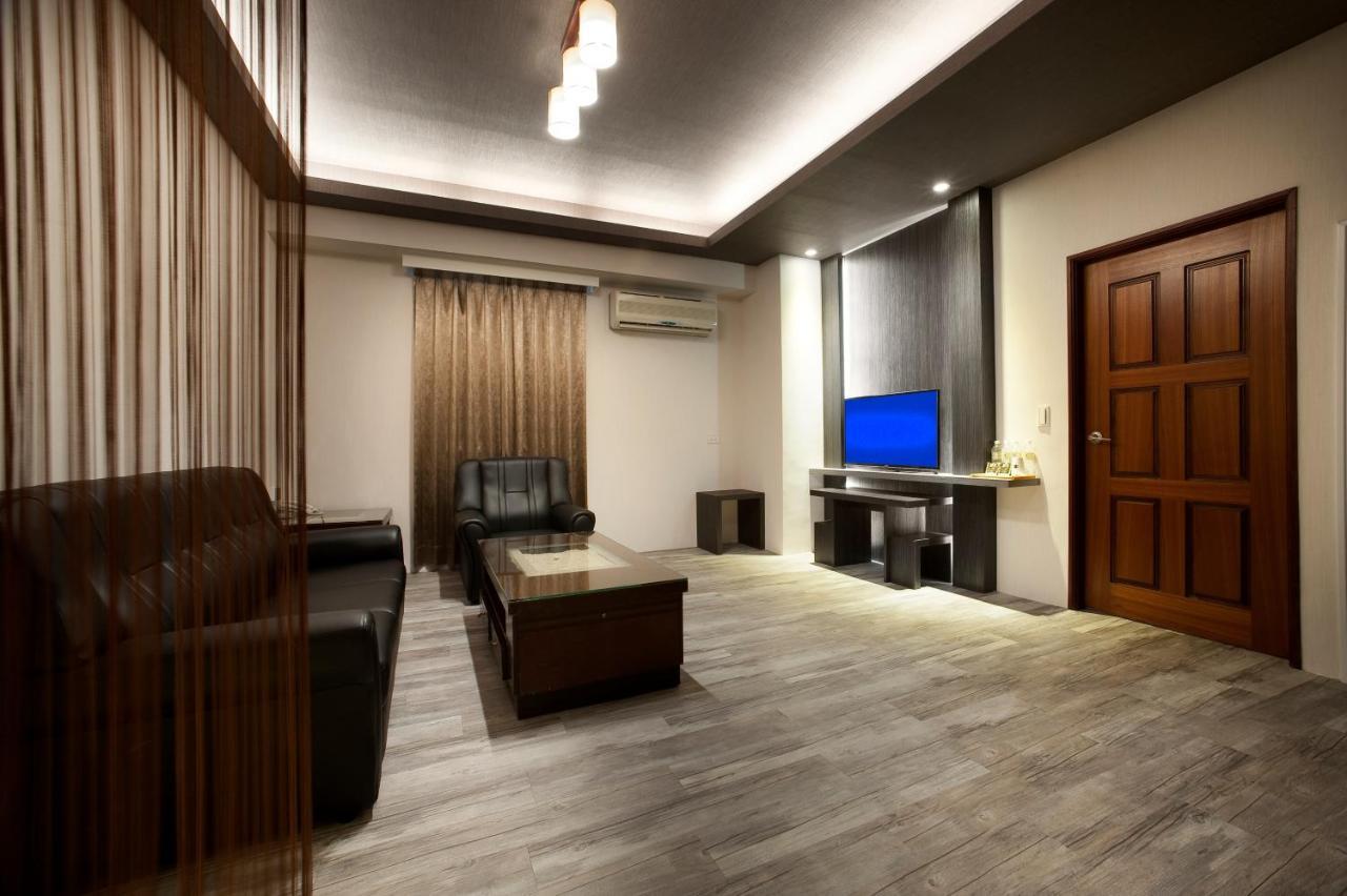 Two Fukun Hotel Цзяоси Экстерьер фото